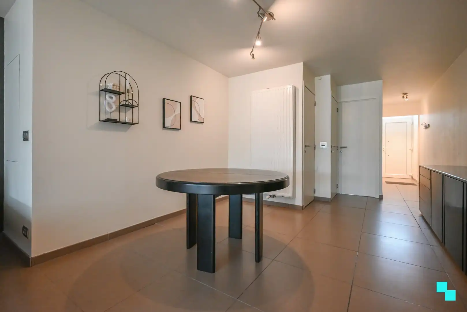 Eéngezinswoning met 2 slaapkamers nabij centrum Izegem foto 3