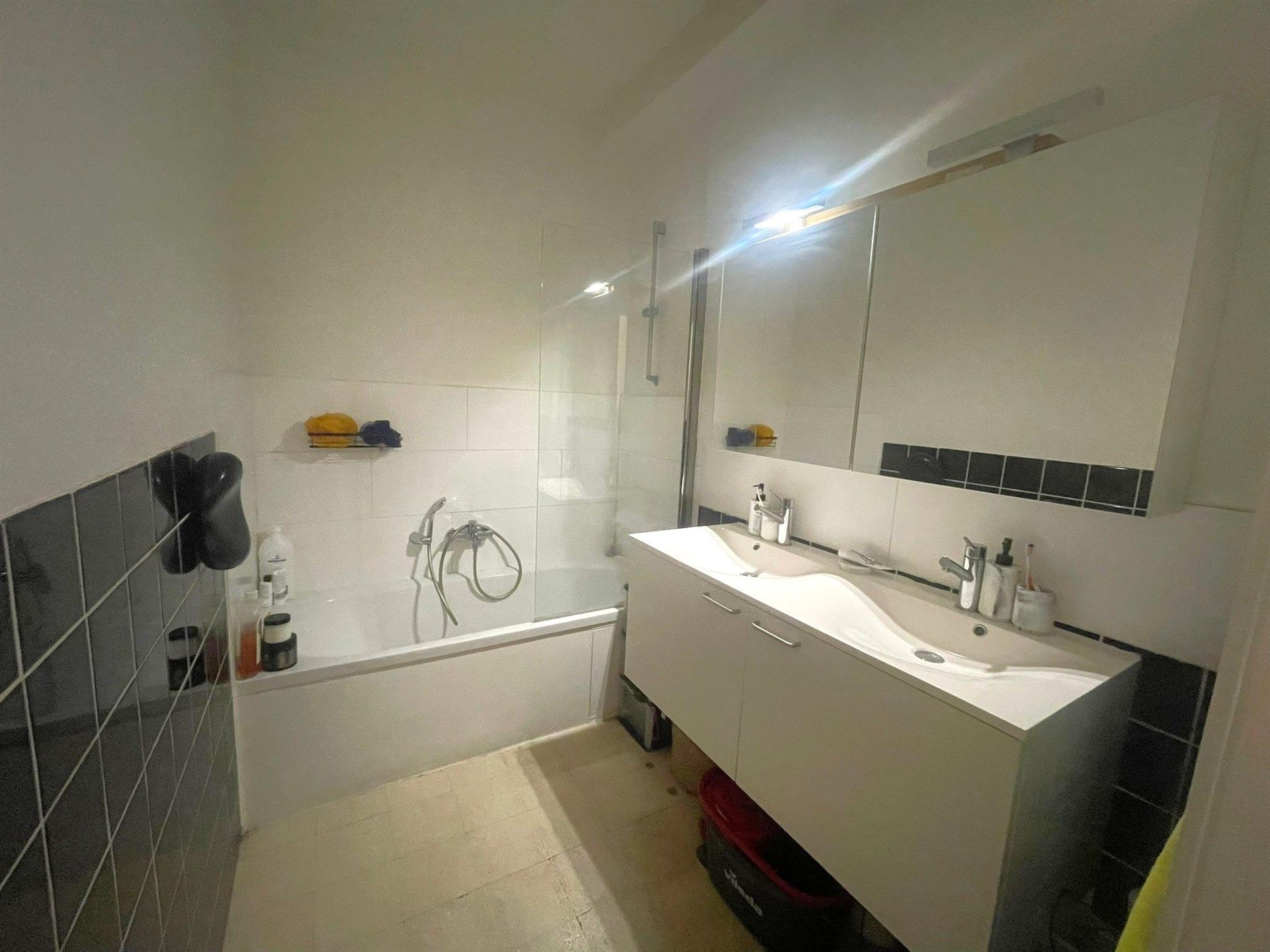 Gerenoveerd app met 2 slpks en fantastisch uitzicht! foto 7