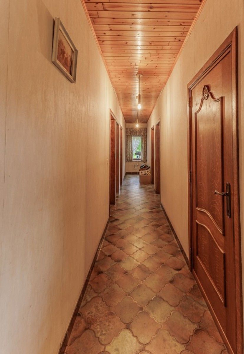 Ruime, rustig gelegen villa foto 9