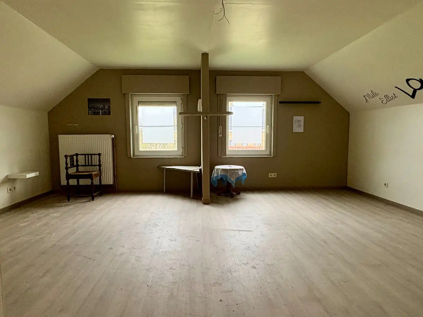 Halfopen herenhuis te koop in Kooigem op 1.382 m² grond foto 7