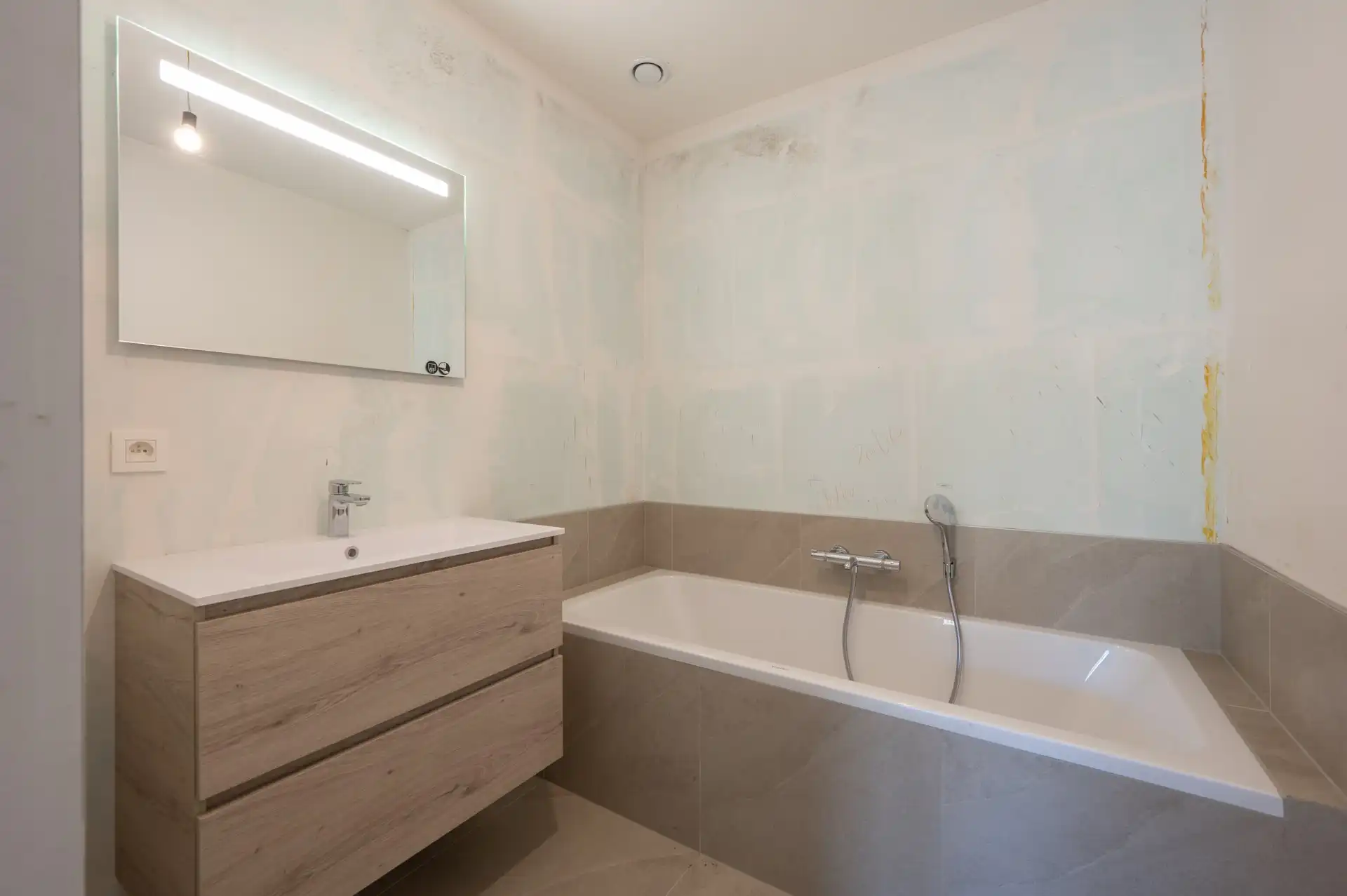 Architecturale nieuwbouwwoning met BEN-label en unieke leefruimte foto 10