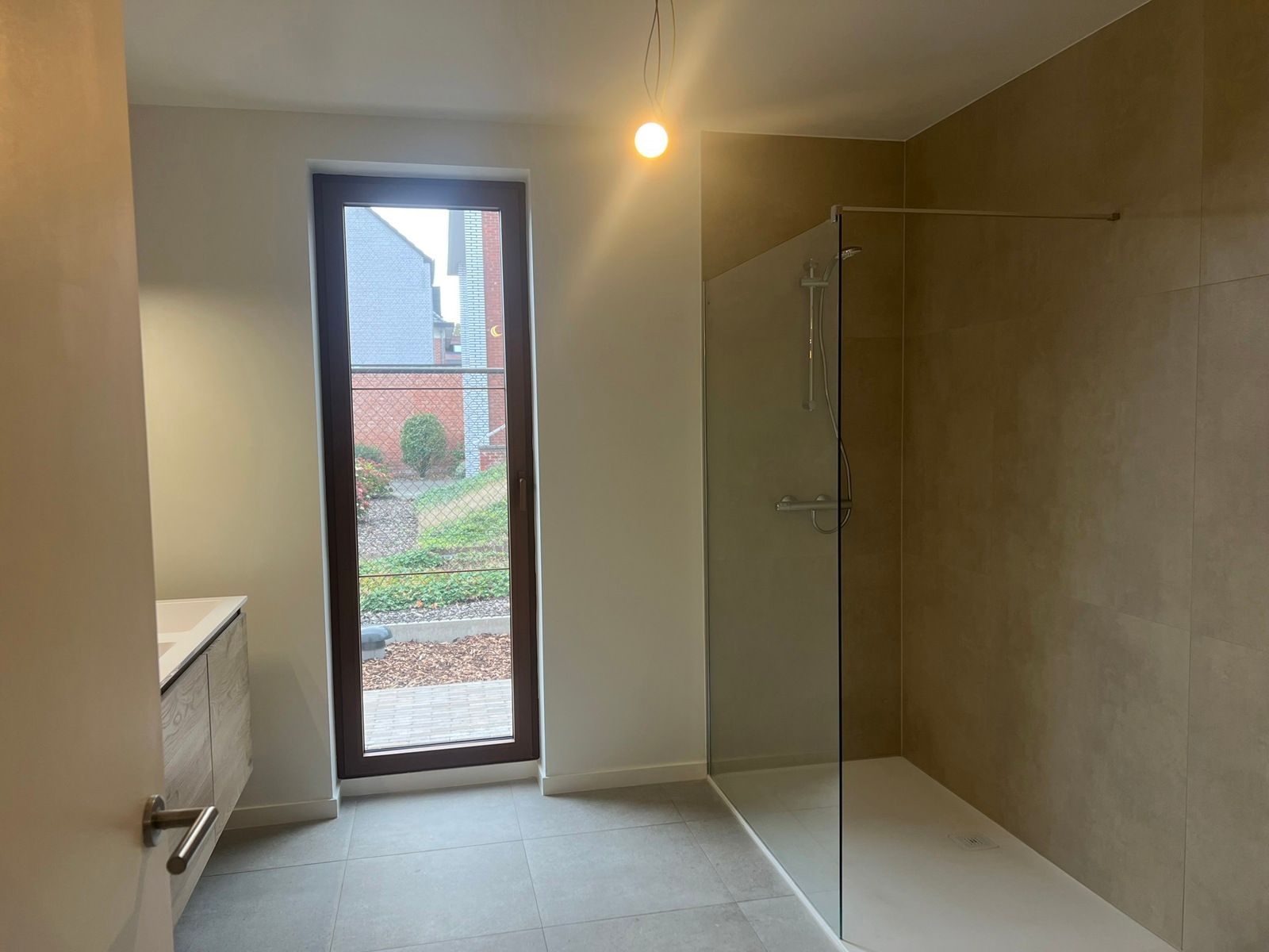 Nieuwbouw GLV 2 slpk app met tuin en 2 autostaanplaatsen foto 9