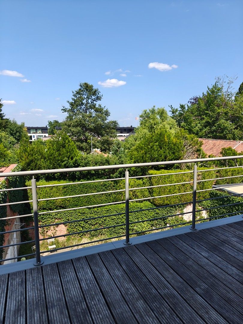 Centraal gelegen appartement te huur foto 8