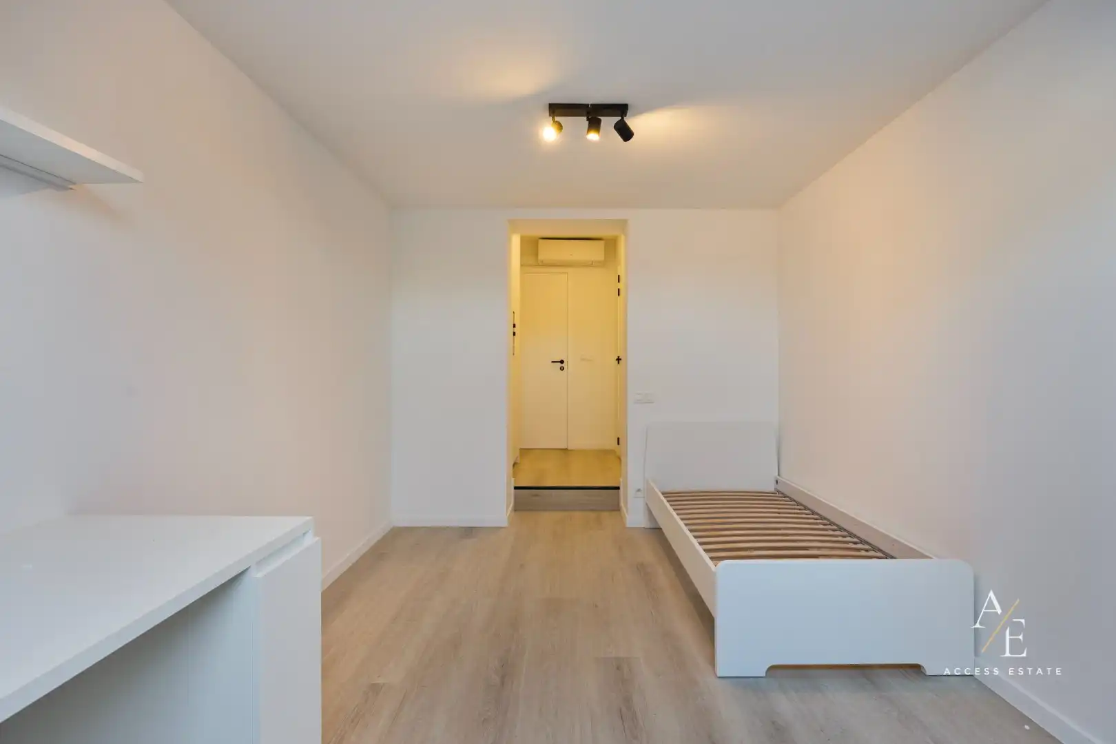 Instapklare studentenkamer in historisch pand (reconversie 2025) - onmiddellijk beschikbaar foto 7