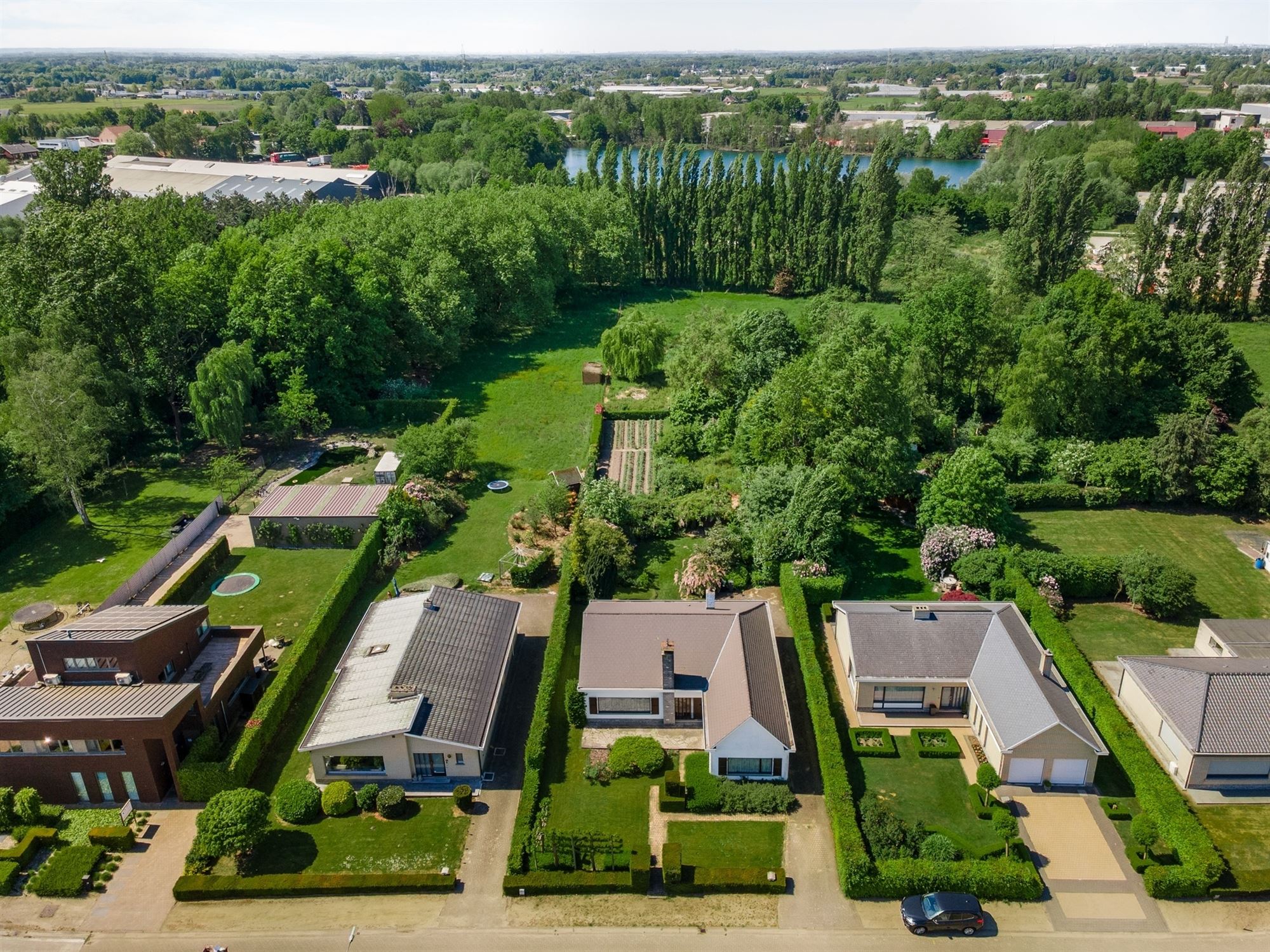 Verzorgde laagbouwvilla op ruim 1ha te Putte foto 14