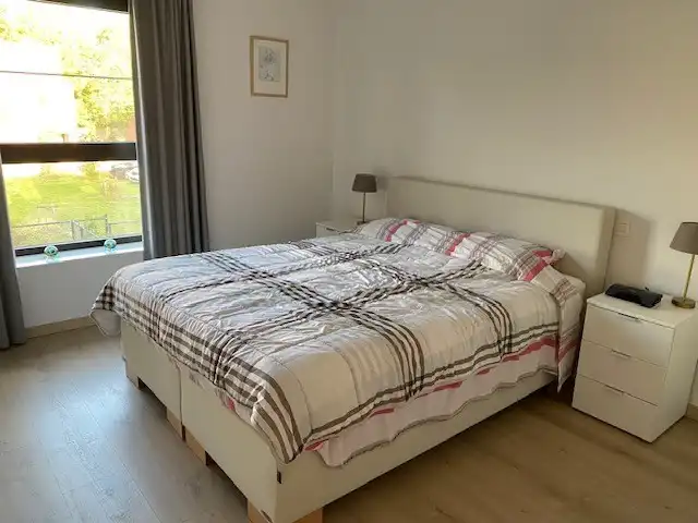Ruim en instapklaar appartement met 3 slaapkamers, 2 terrassen en garage. foto 20