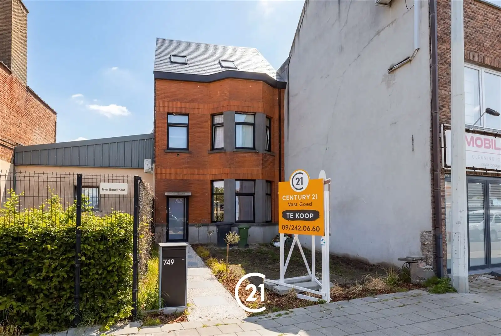 Gerenoveerde woning met 4 slaapkamers en tuin in Gentbrugge foto 3