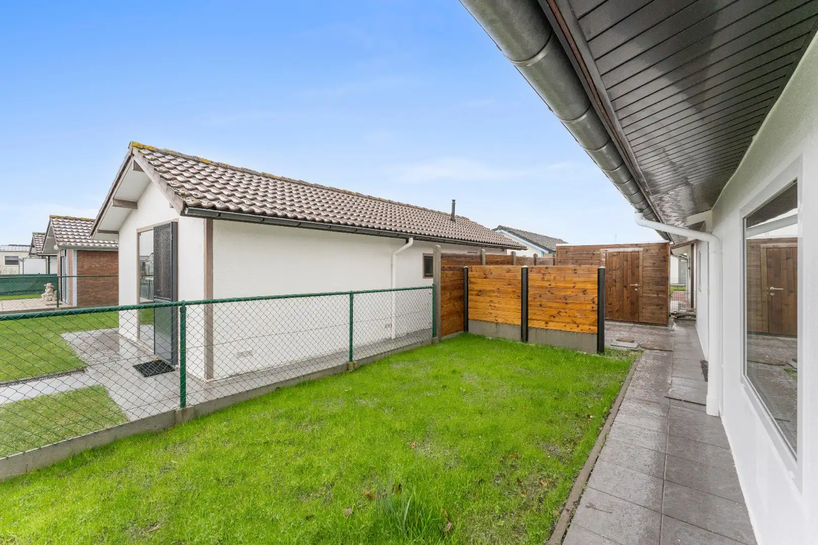 Luxe chalet vlakbij het strand foto 11