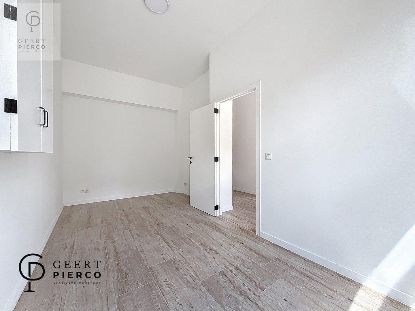 Ruim pand te Attenhoven foto 7