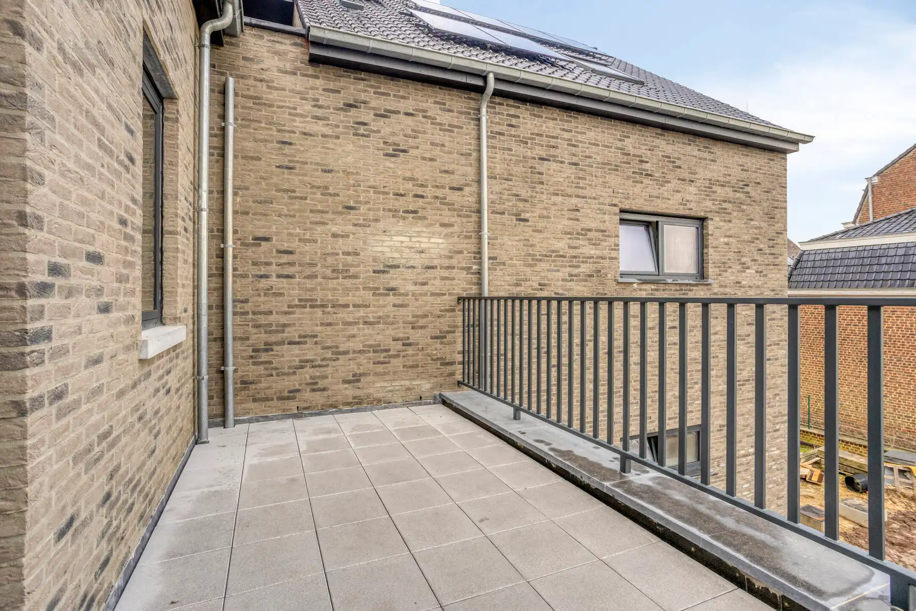 Ruime energiezuinige woning onder registratierechten foto 19