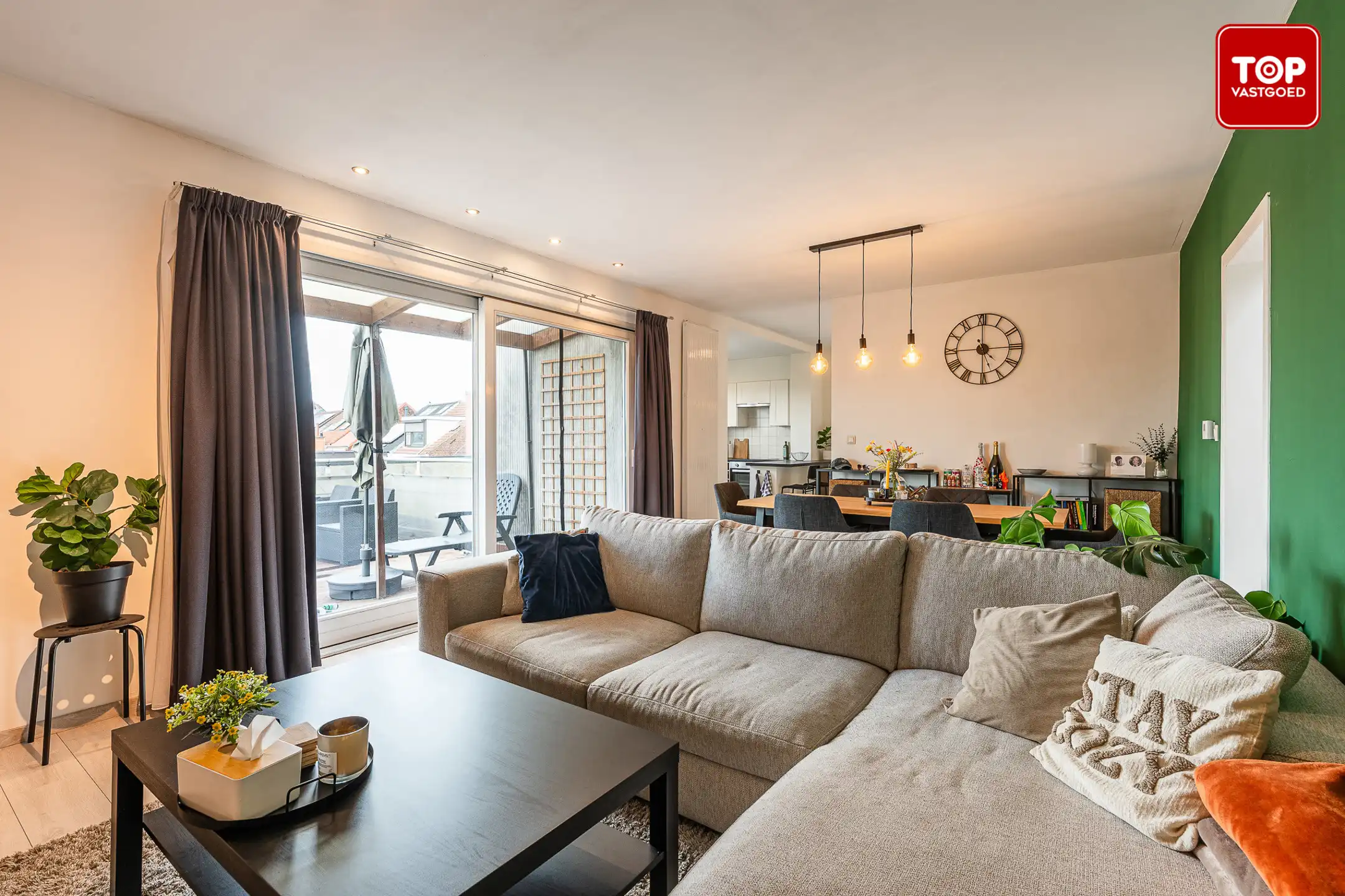 Instapklaar appartement met 3 slaapkamers en ruim terras foto 8