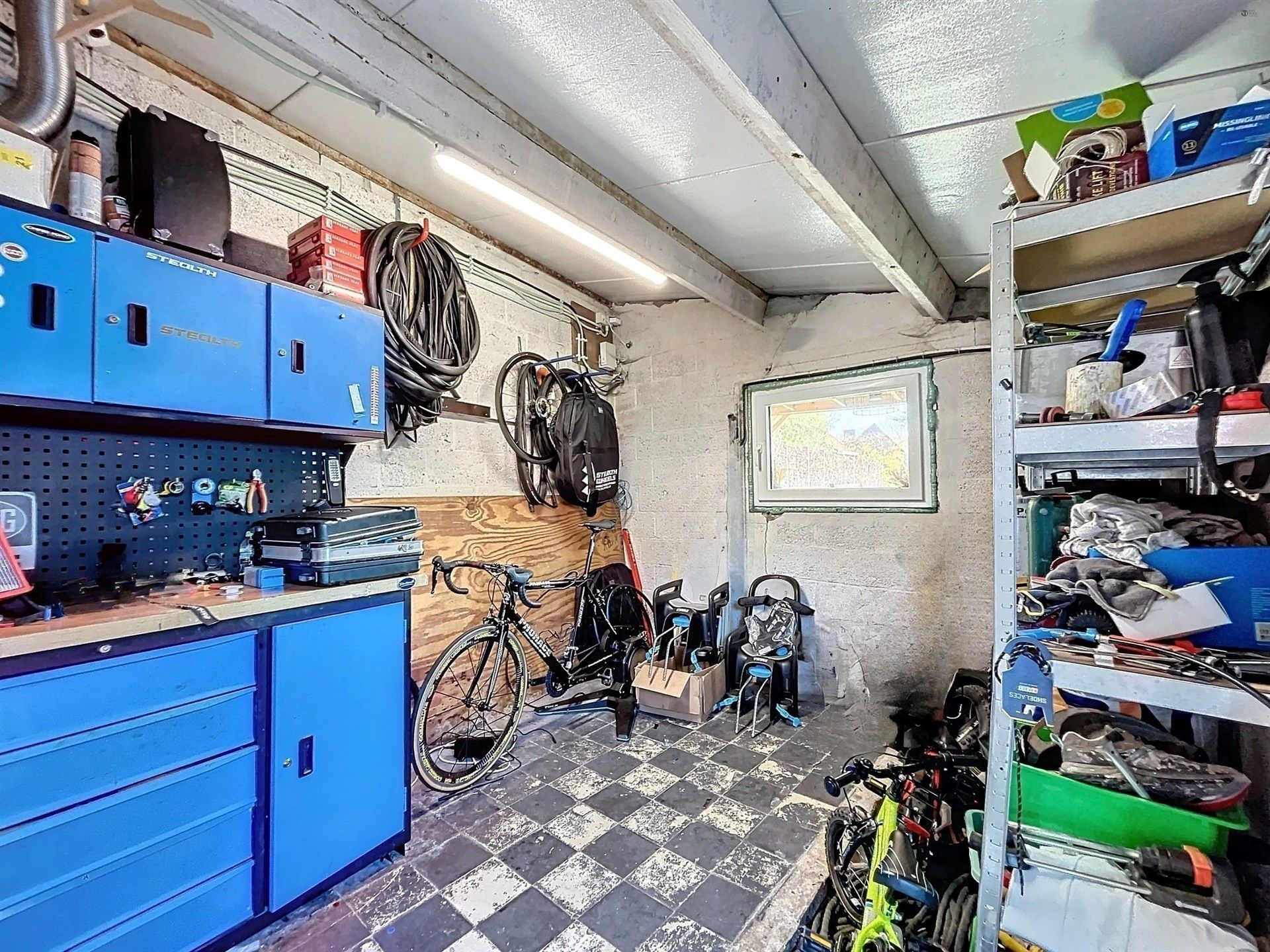 instapklare woning met garage en werkplaats op perceel van 457 m² foto 16