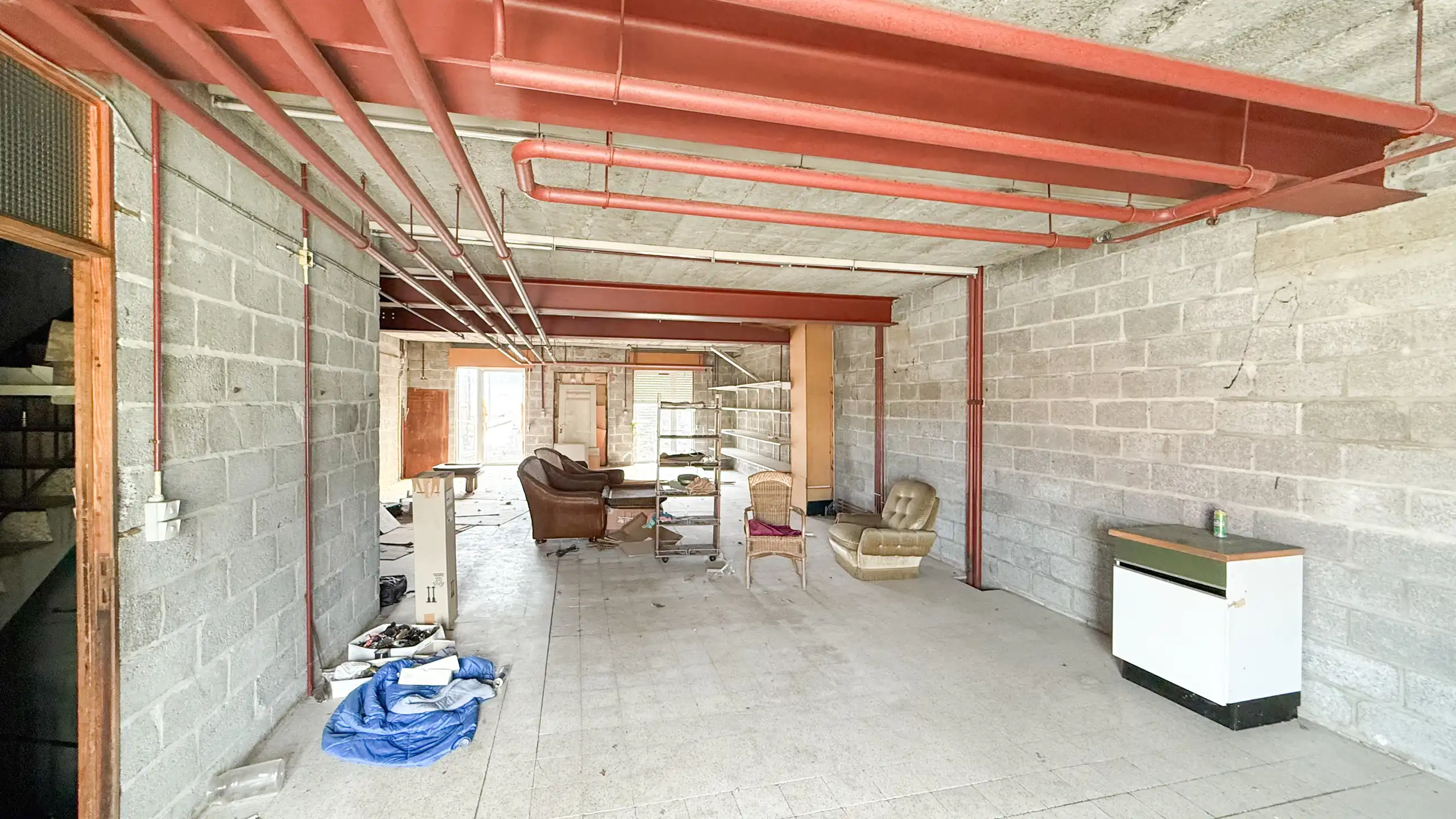 Ruwbouw woning om af te werken met opslagruimte in Heusden! foto 16