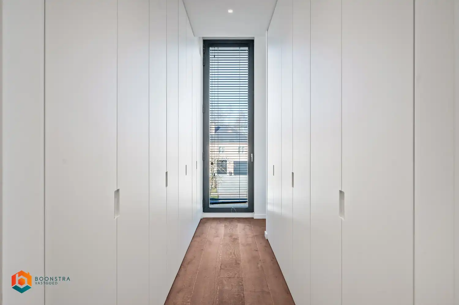 Exclusieve penthouse met 5 slpkrs, riant terras en ruime garage foto 21