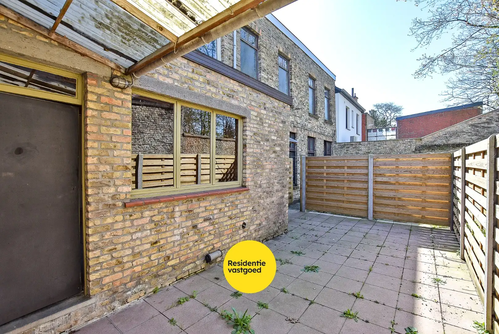 Charmante woning met opslagplaats in centrum Diksmuide op 248 m²! foto 21