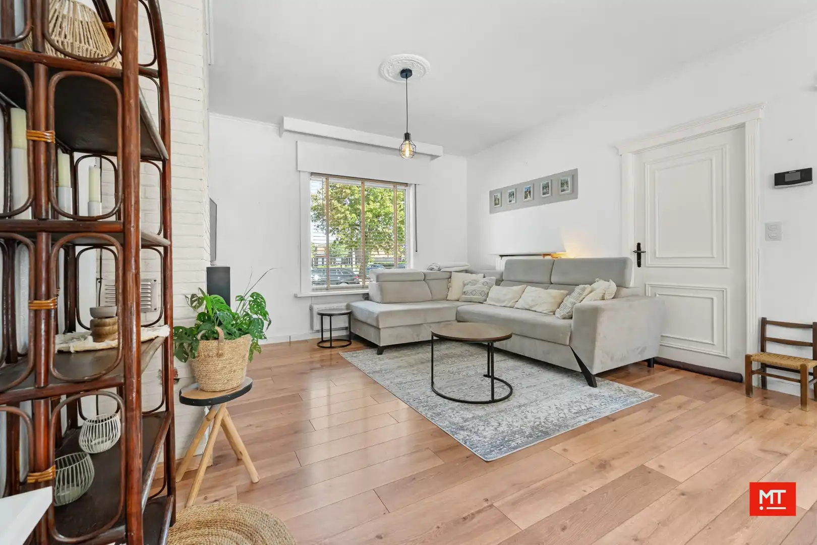 Instapklare, alleenstaande woning op een rustige locatie te Dikkebus foto 2