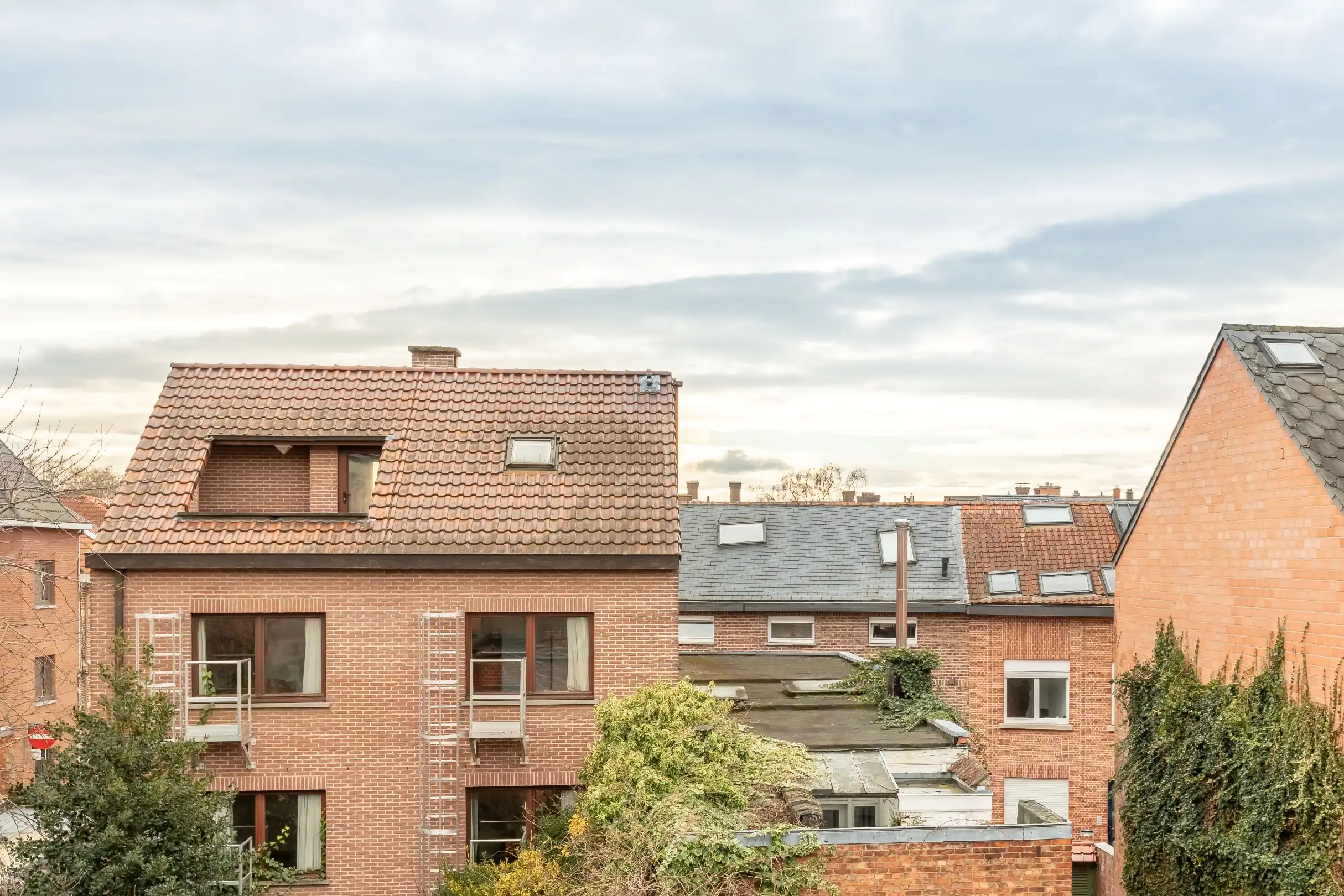 Statige ruime woning op rustige woonlocatie! foto 15