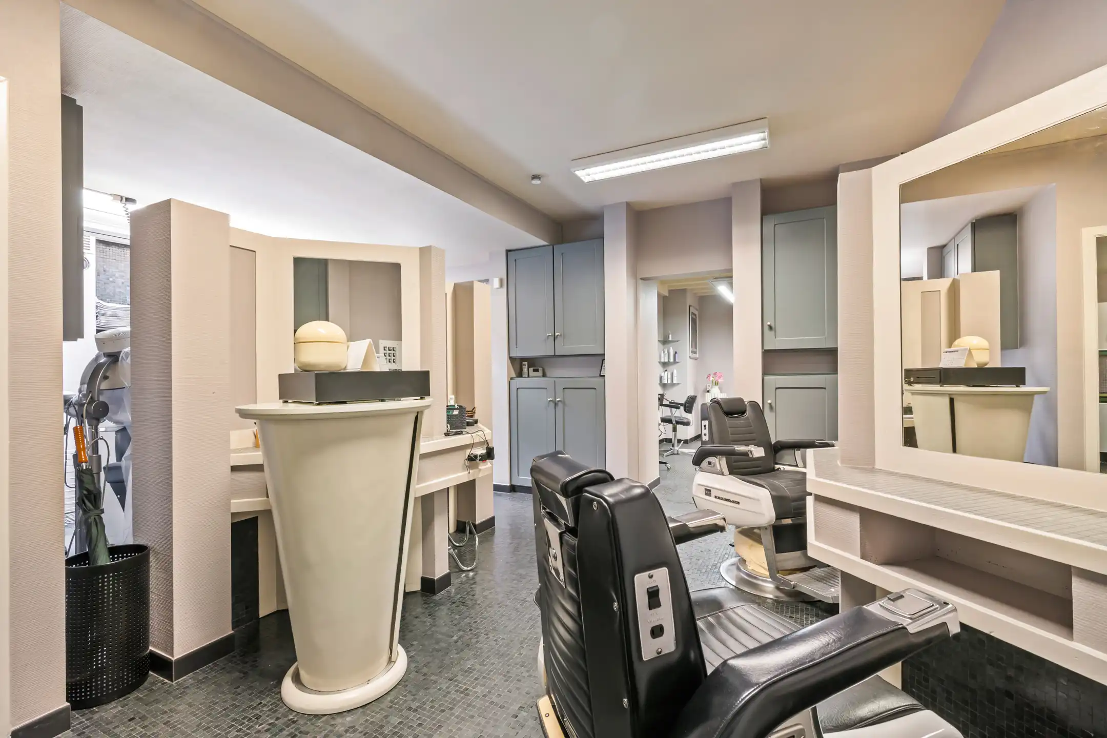 Woning met handelspand op 28a17ca foto 18