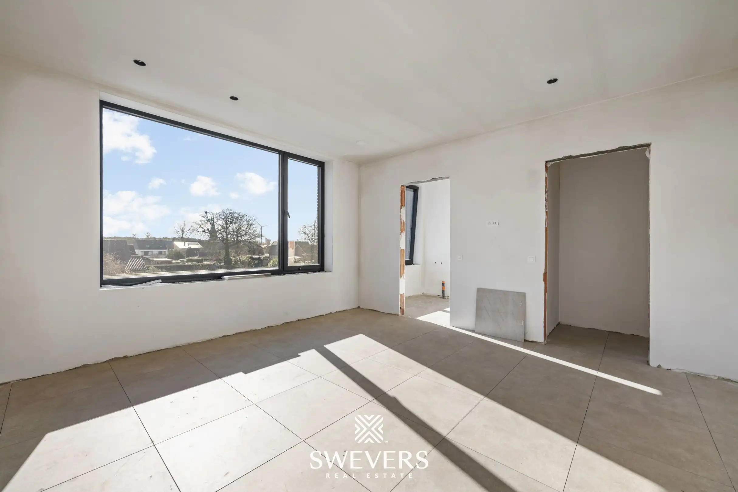 GEEN BTW: Woning met handelsruimte van 36m² te Viversel  foto 16