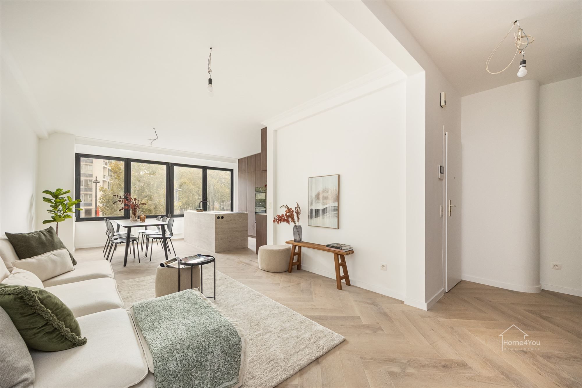 Prachtig gerenoveerd appartement in hartje Antwerpen te koop foto 2