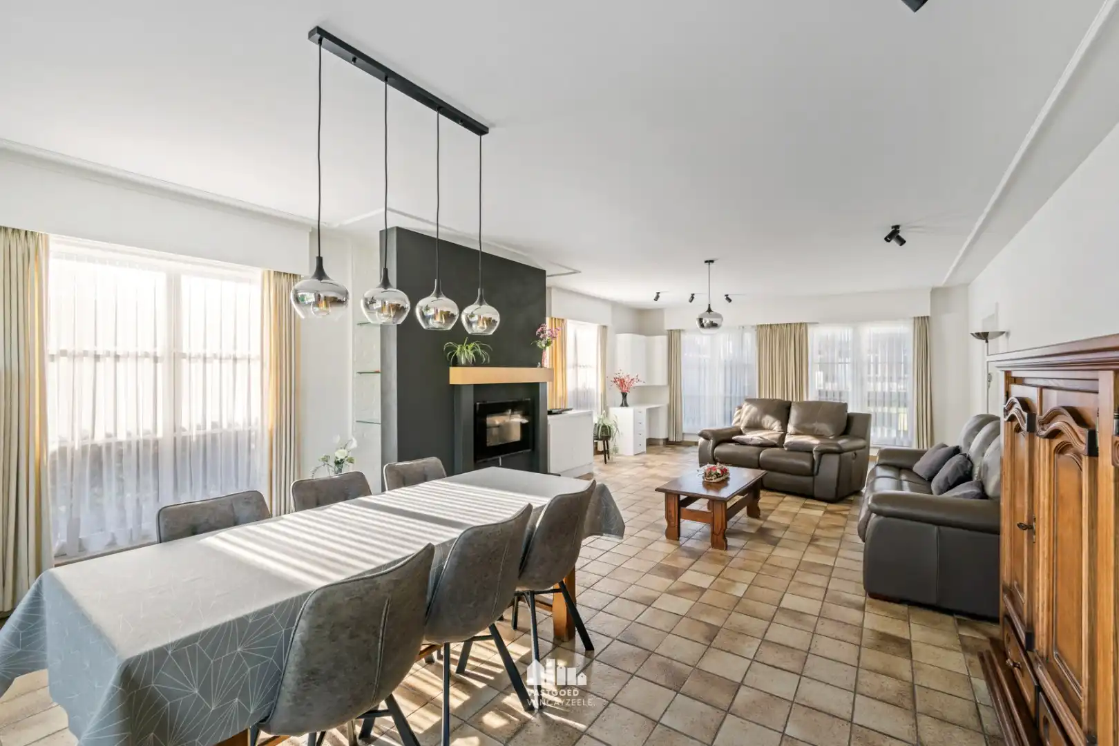  Prachtige villa met achterliggend gastenverblijf en weide op perceel 3.235m².  foto 7