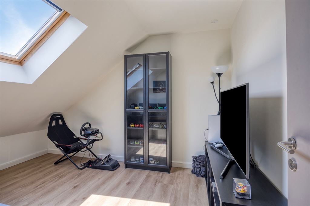 Knappe gerenoveerde woning op een gunstige locatie te Gelrode!  foto 22