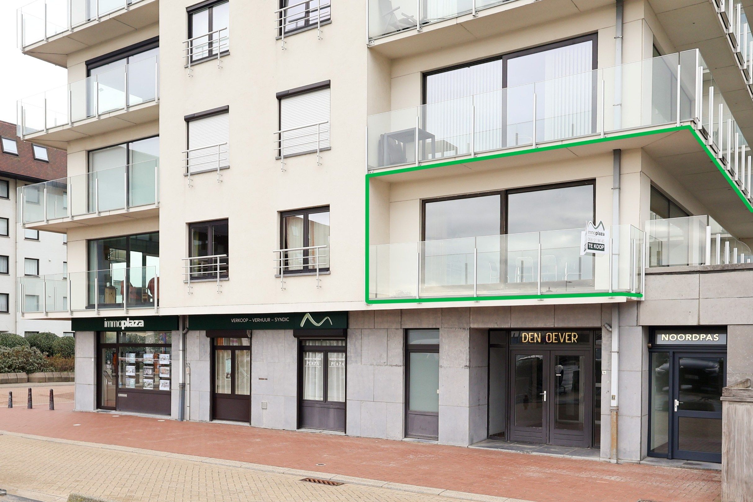 Zonnig appartement met 1 slaapkamer op de Zeedijk van Oostduinkerke foto 12