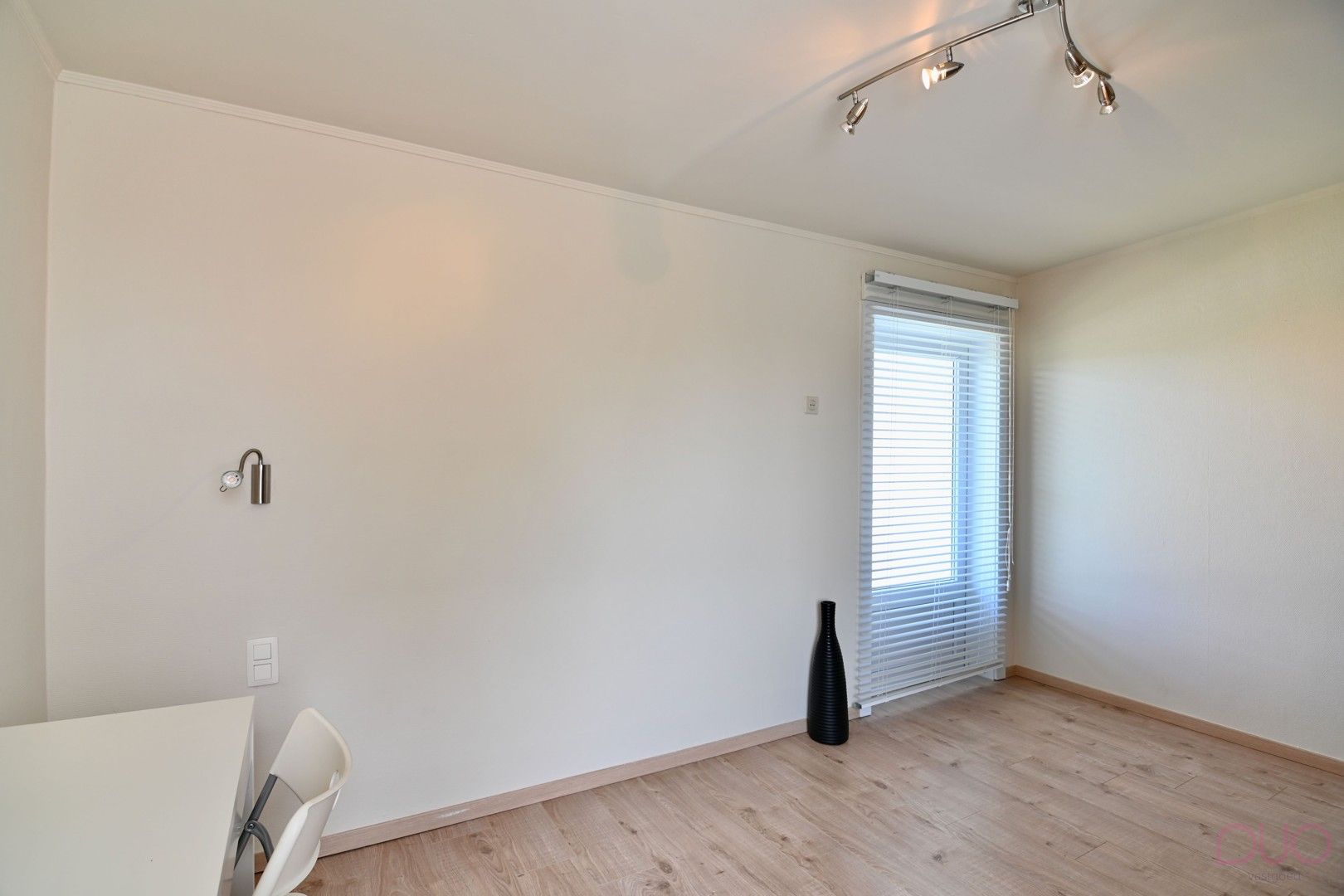 Instapklare open bebouwing, rustig gelegen te Brustem op 972m² foto 20