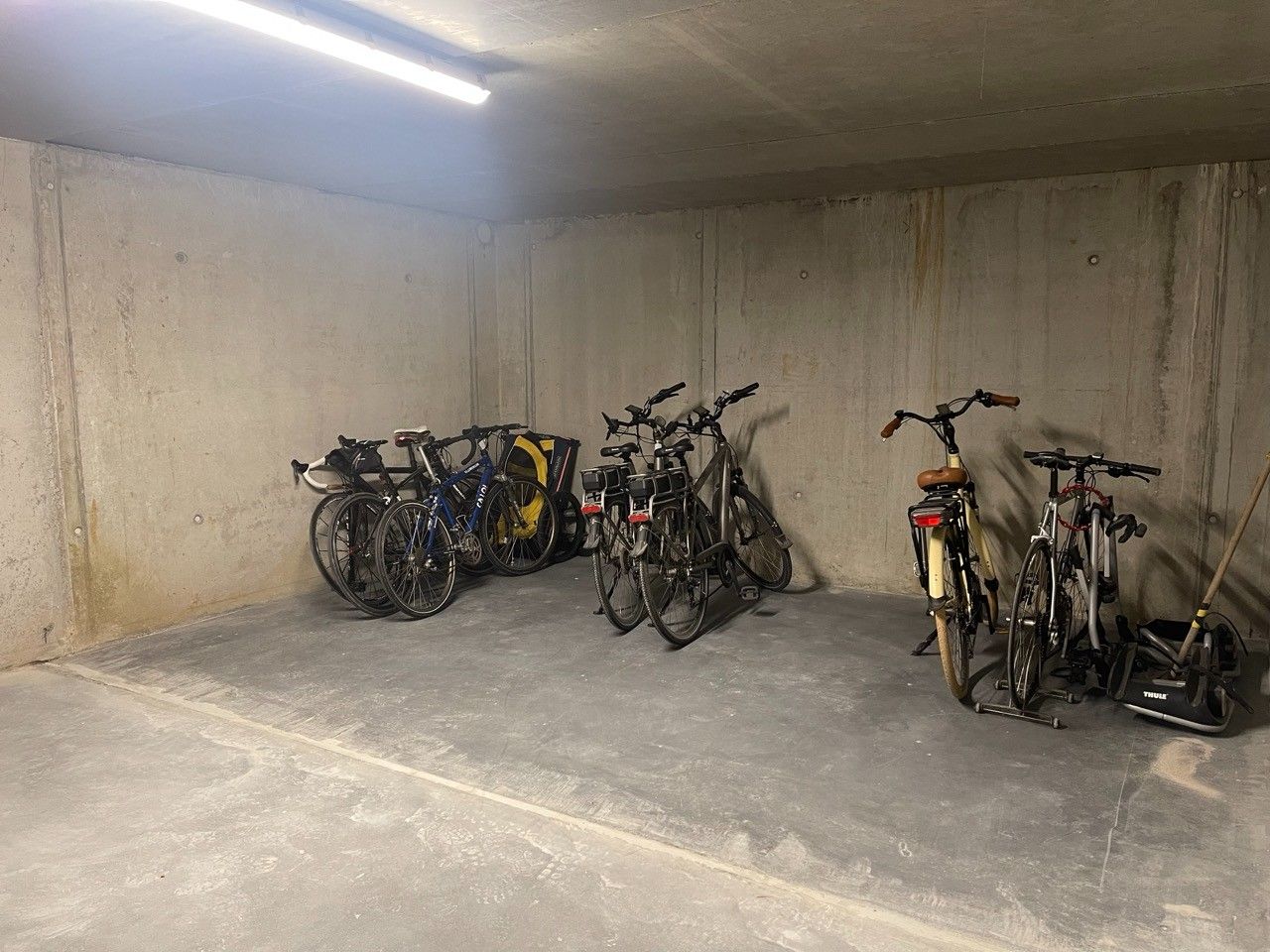 Nieuwbouw appartement met twee slaapkamers, terras, berging en staanplaats foto 35