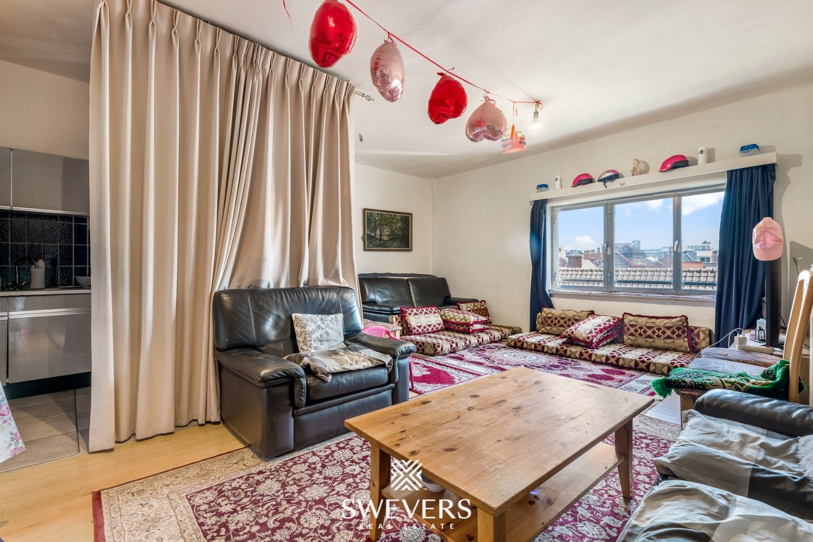 Karaktervol appartement met potentieel op toplocatie te Hasselt centrum foto {{pictureIndex}}