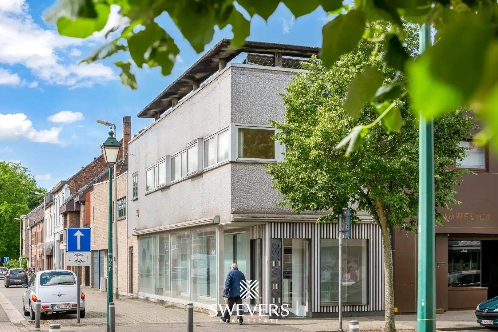 Prachtige woonst met 4 slaapkamers en grote handelsruimte  foto 30