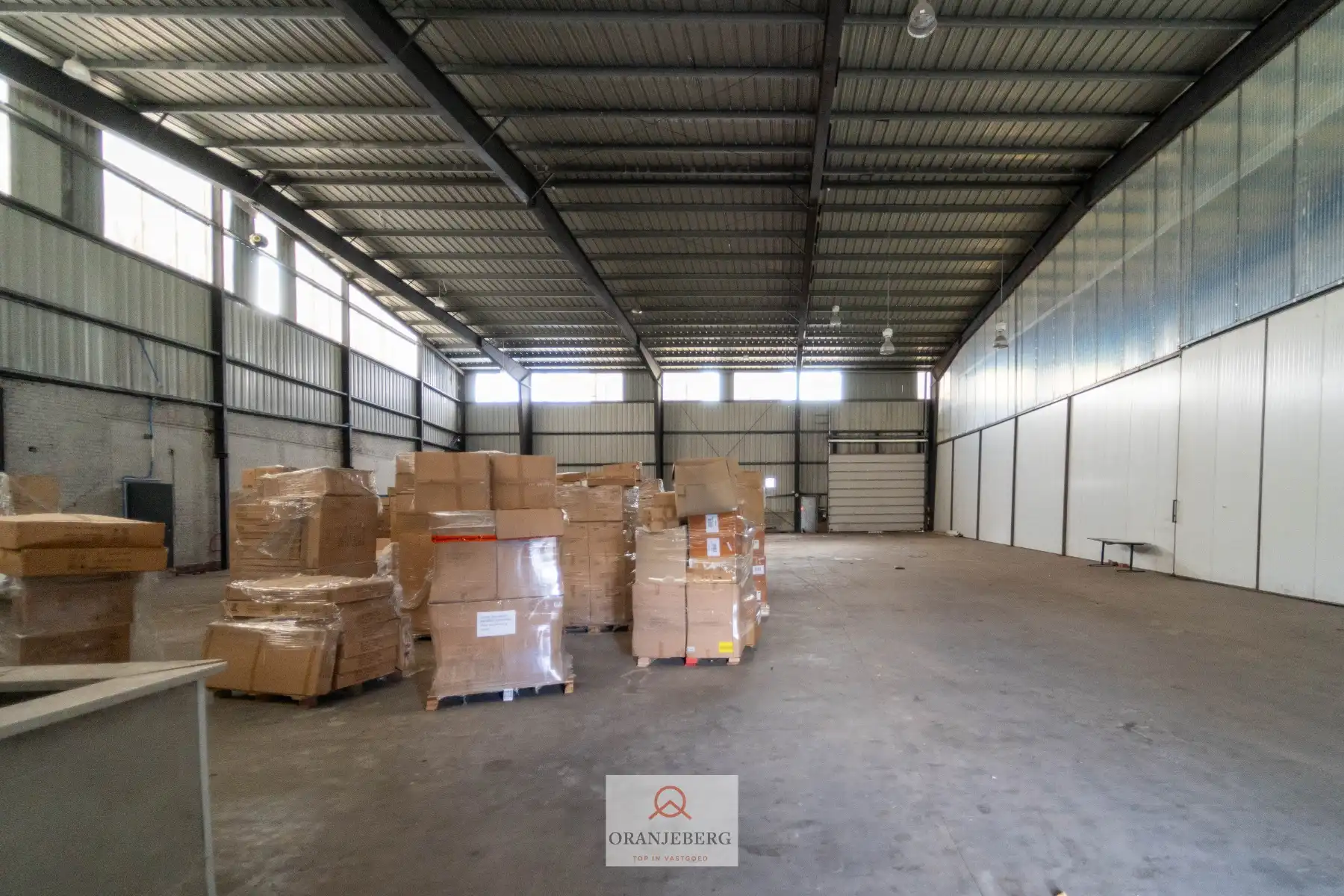 Magazijn te huur voor KORTE DUUR – 850 m² - op toplocatie Afrikalaan nabij Gent-Dampoort foto 5