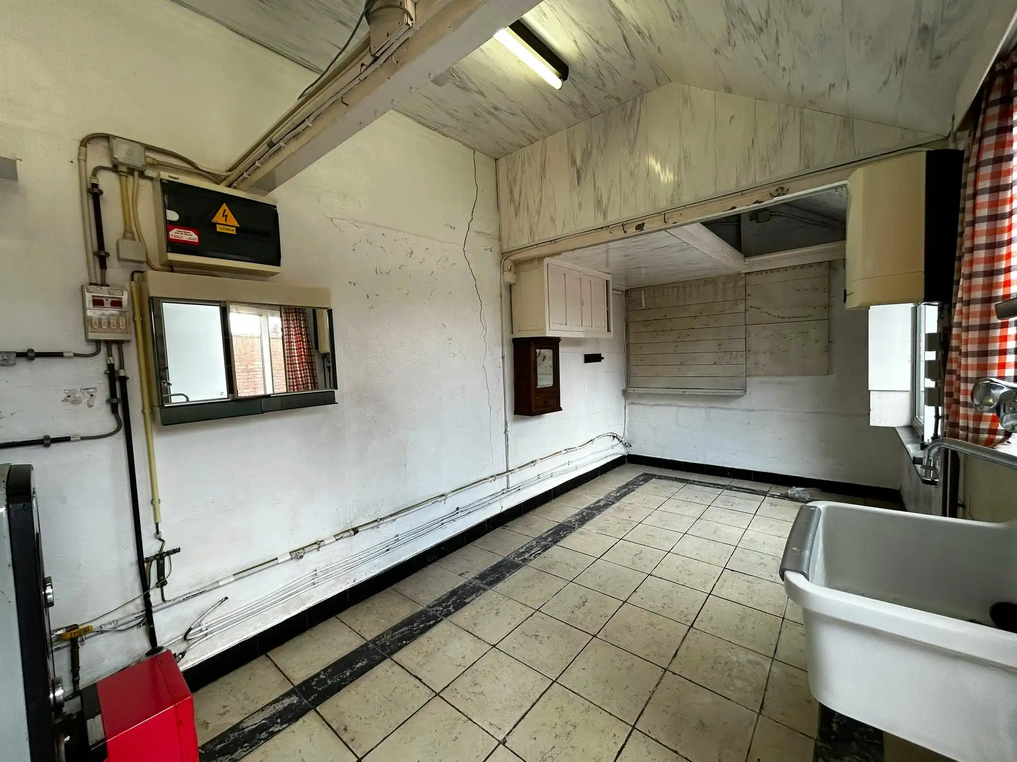 Ruime woning in centrum Deinze met 3 slaapkamers en tuin foto 15