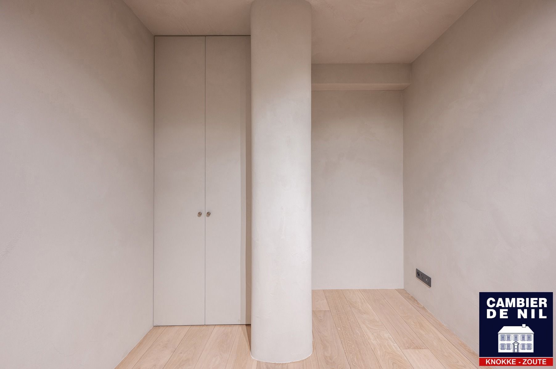 Tijdloos gerenoveerd appartement met zijdelings zeezicht  foto 15