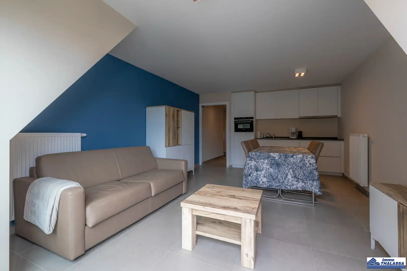 Modern ingericht appartement op de 5e verdieping aan de Ankerweg in De Panne - perfecte uitvalsbasis voor een gezellig verblijf aan zee. foto 8