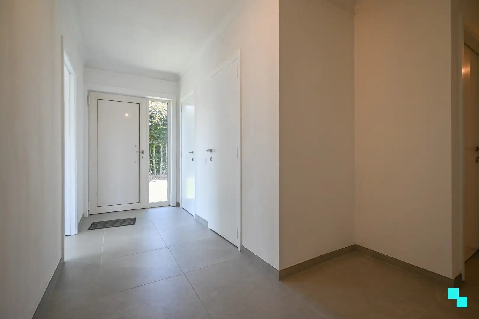 Gerenoveerde vrijstaande woning in een rustige omgeving foto 2