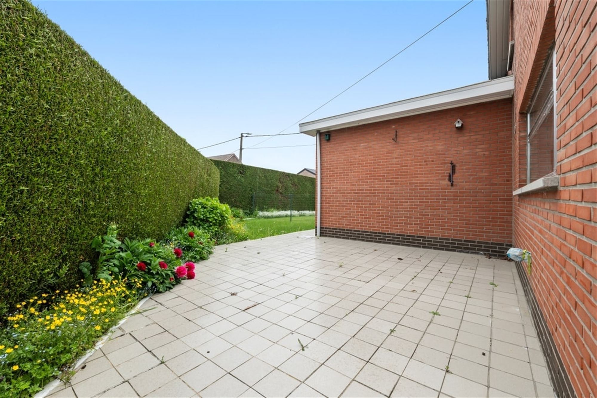 OP TE FRISSEN GELIJKVLOERSE WONING IN SINT-TRUIDEN  foto 24