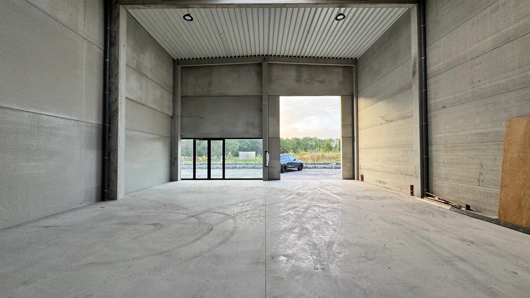 KMO-unit van 216 m² en 3 parkeerplaatsen foto 9