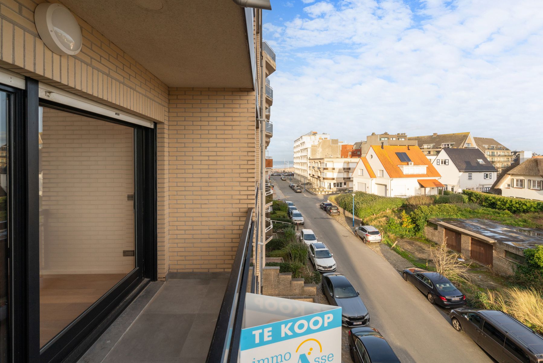 Prachtig vernieuwd appartement op enkele passen van zee foto 5