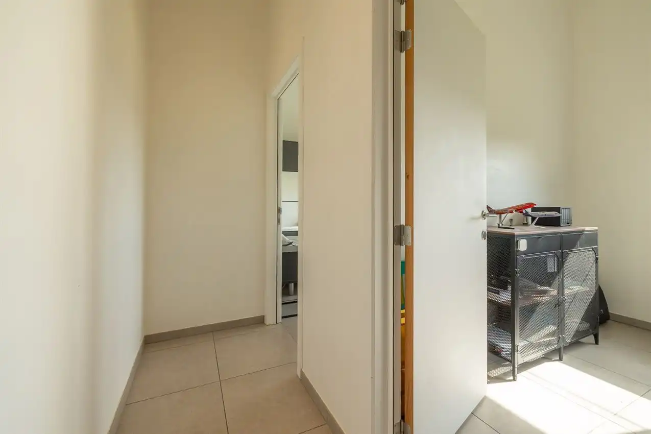 Ruime, zonnige penthouse met 2 slpk. en 2 ondergrondse autostaanplaatsen foto 19
