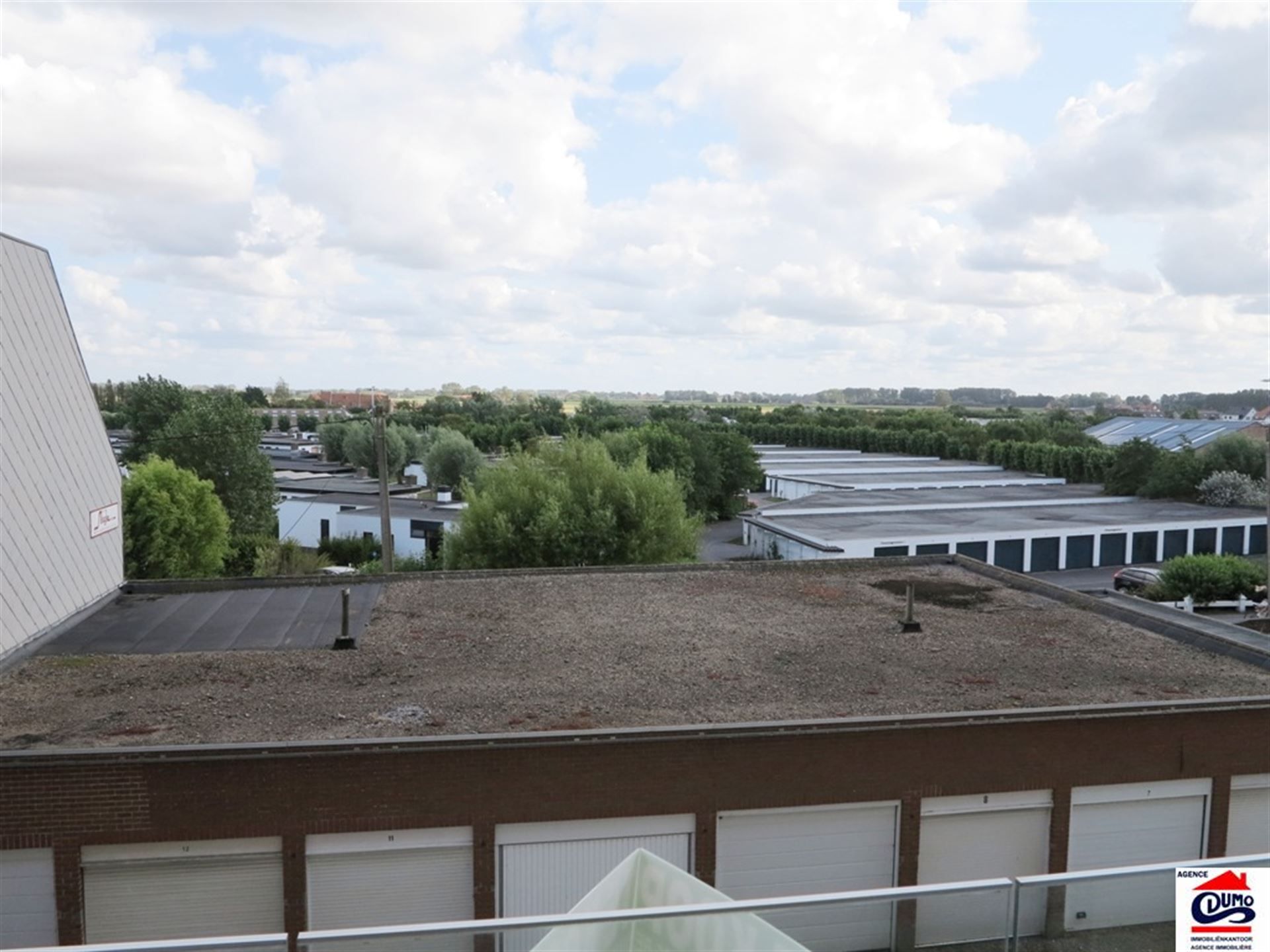 Gemeubeld appartement met 1 slaapkamer foto 4