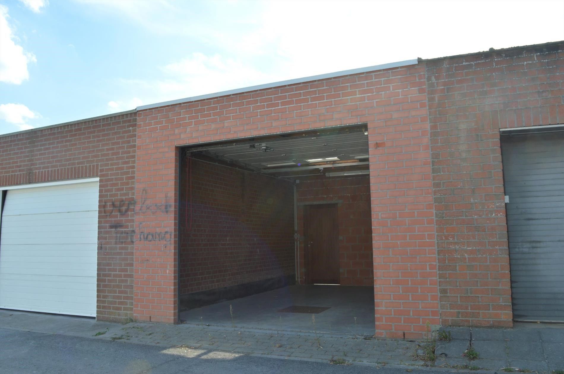 Instapklare woning mét garage te Kortrijk foto 12