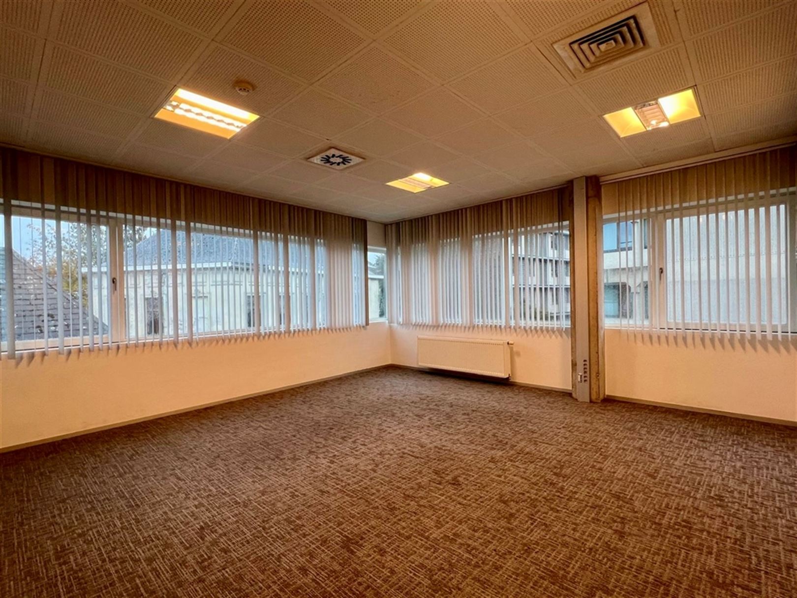 Instapklare kantoren in Centrum Gent foto 8