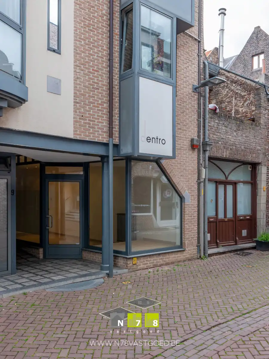 Commerciële ruimte te huur foto 18