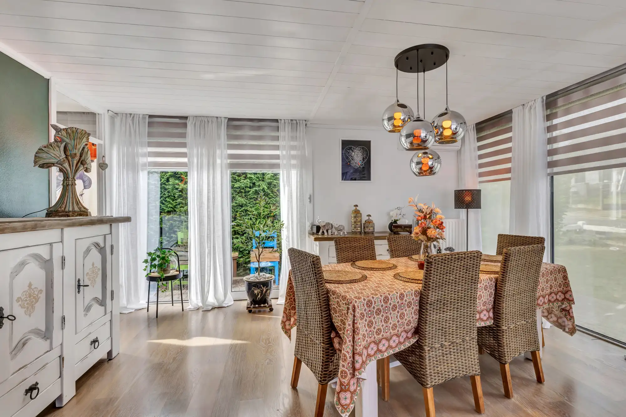 Gezellige bungalow op 4a 93ca foto 4