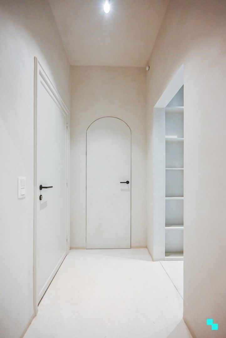 Stijlvol gerenoveerd appartement in hartje Kortrijk foto 2