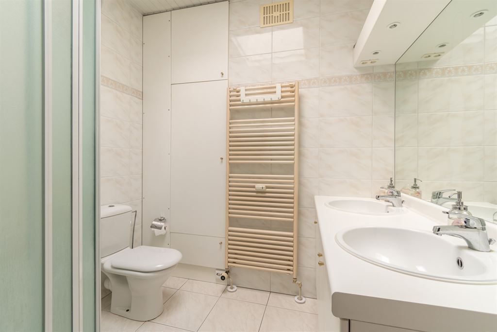 Verzorgd appartement in kleinschalig gebouw foto 7