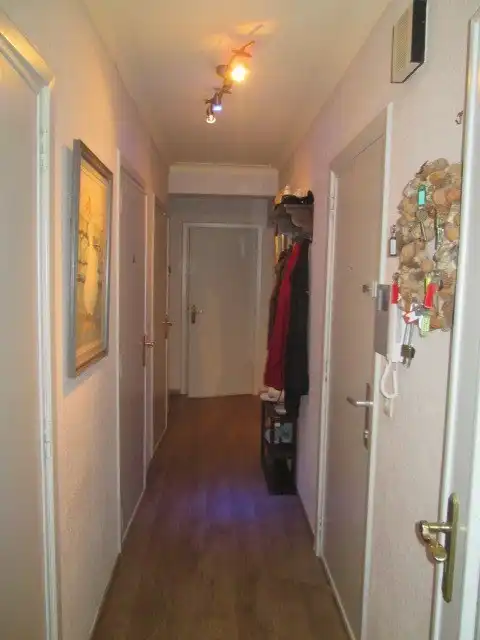 Mooi en zonovergoten 3 slaapkamerappartement  foto 3