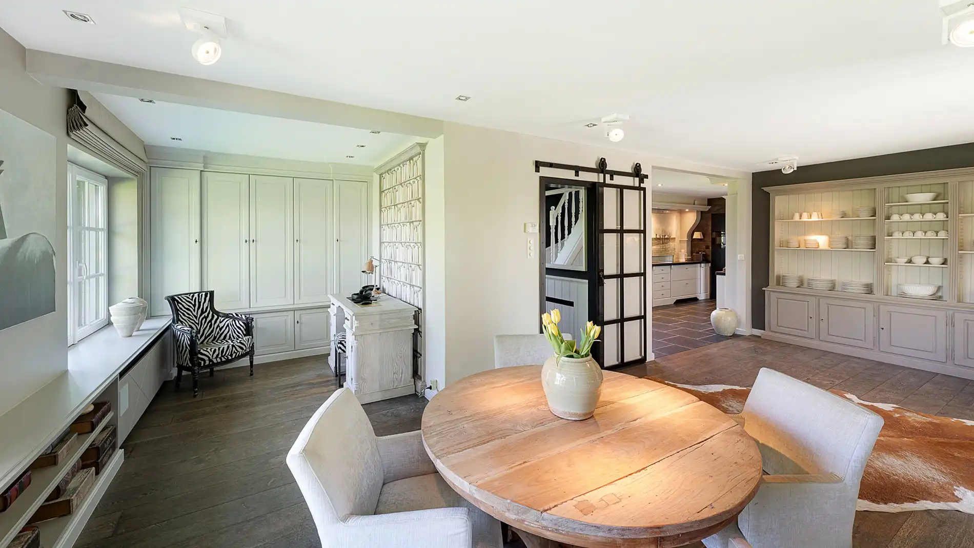Prachtig gerenoveerd landhuis met open zicht op de velden  foto 9