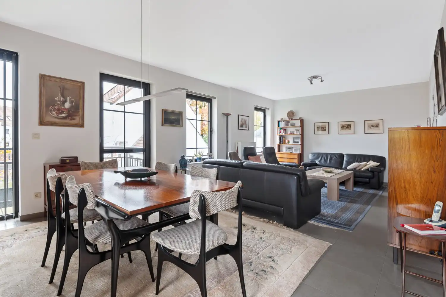 Instapklaar appartement met 2 slaapkamers, terras en ondergrondse staanplaats in Broechem! foto 3